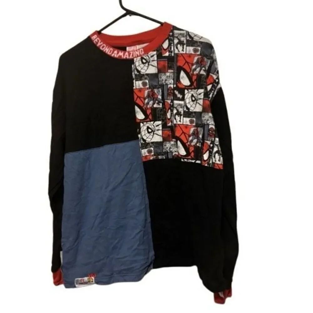 Spider Man 60th Anniversary Size Large Long Sleeved T-Shirt